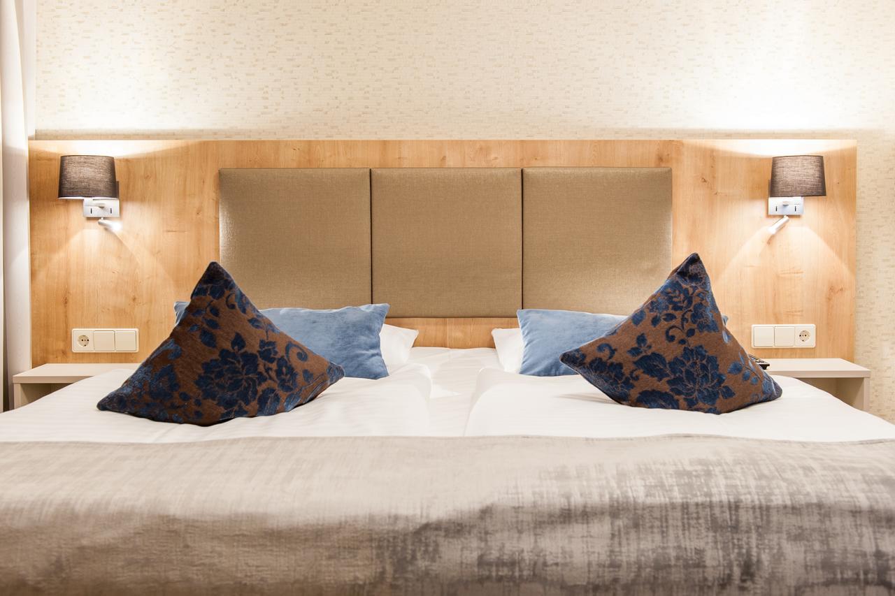 Hotel Restaurant Bullerdieck Garbsen Eksteriør bilde